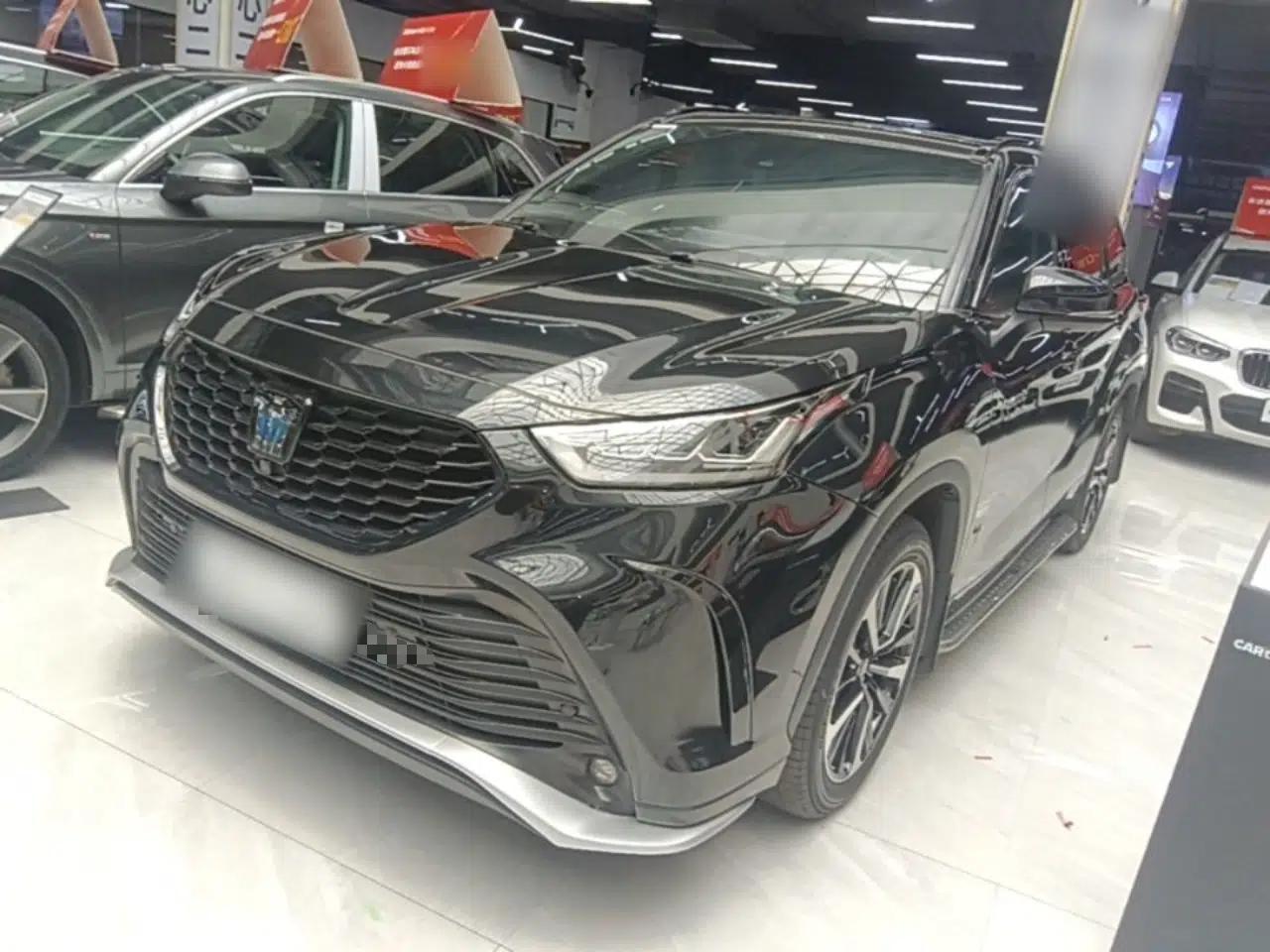 Toyota Crown Kluger 2021 2.5L HEV Four-Wheel Drive Premium Edition — миниатюра 1