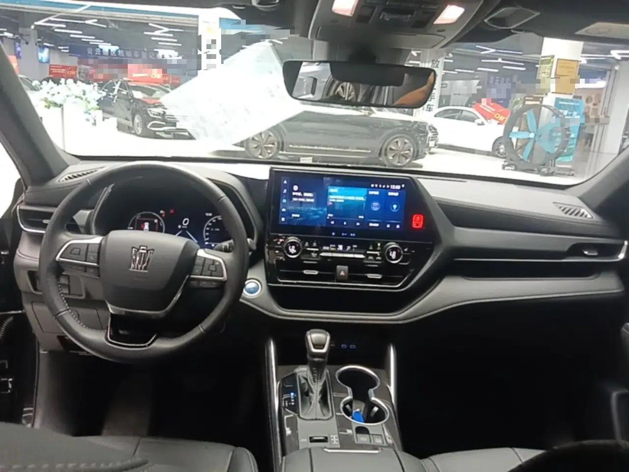 Toyota Crown Kluger 2021 2.5L HEV Four-Wheel Drive Premium Edition — миниатюра 12