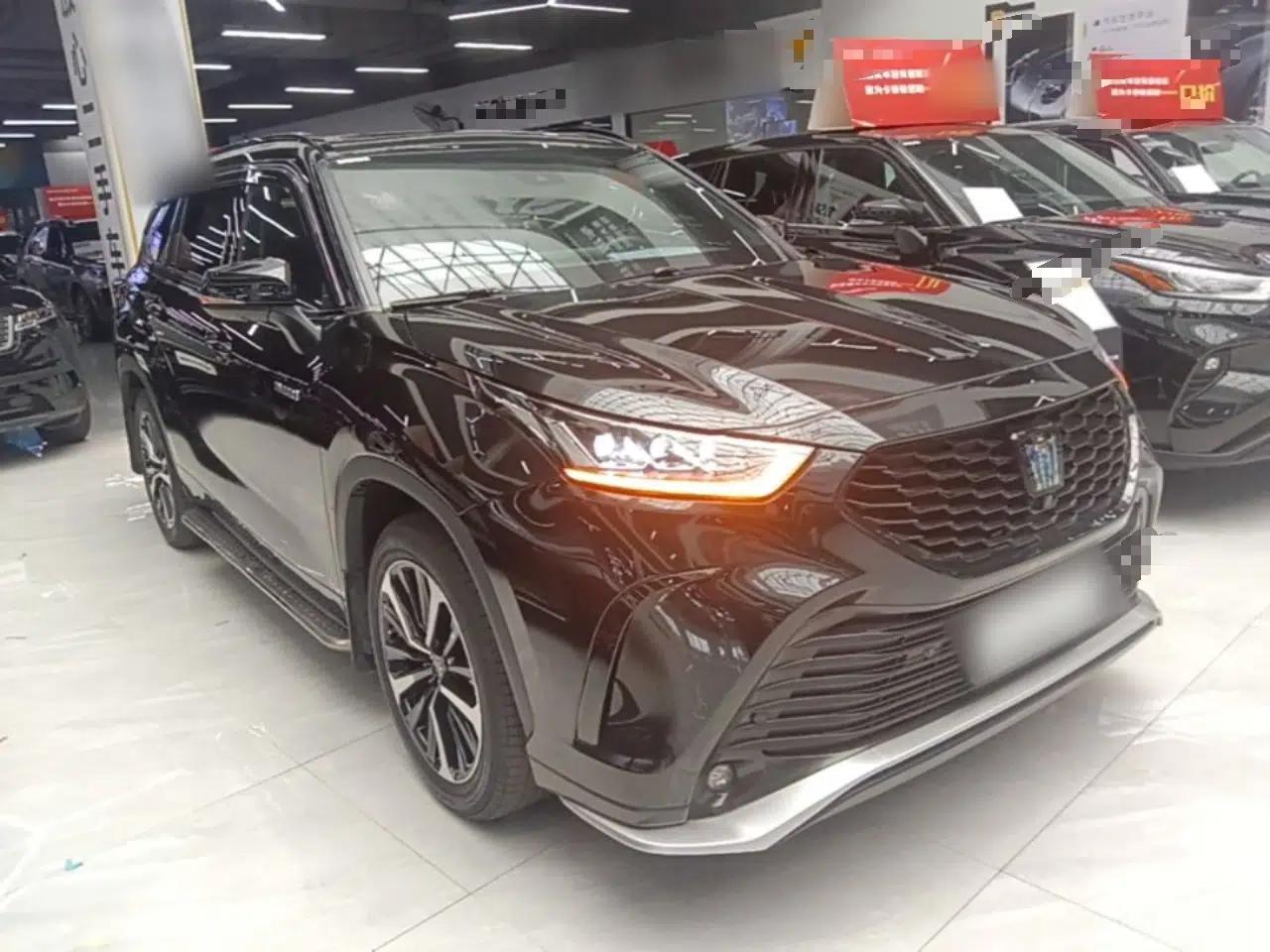 Toyota Crown Kluger 2021 2.5L HEV Four-Wheel Drive Premium Edition — миниатюра 3