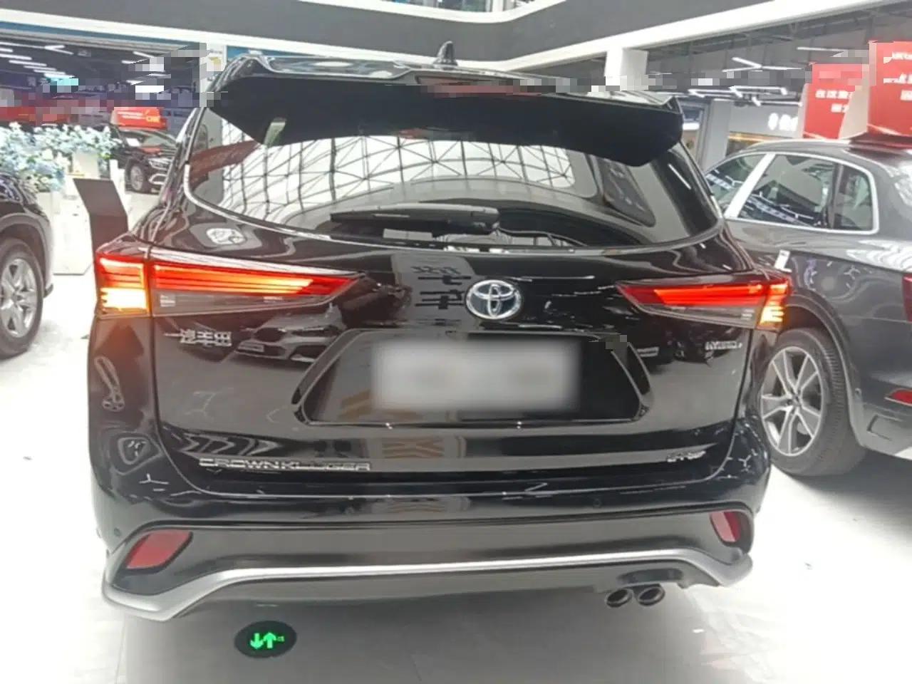 Toyota Crown Kluger 2021 2.5L HEV Four-Wheel Drive Premium Edition — миниатюра 5