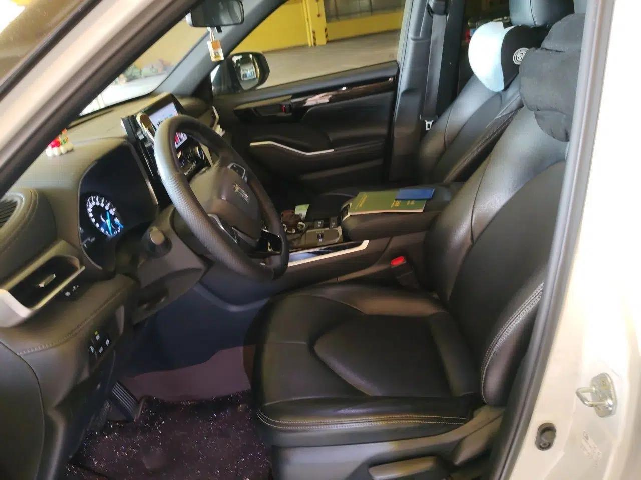 Toyota Crown Kluger 2023 2.5L HEV Two-Wheel Drive Entry Version (5 Seats) — миниатюра 15