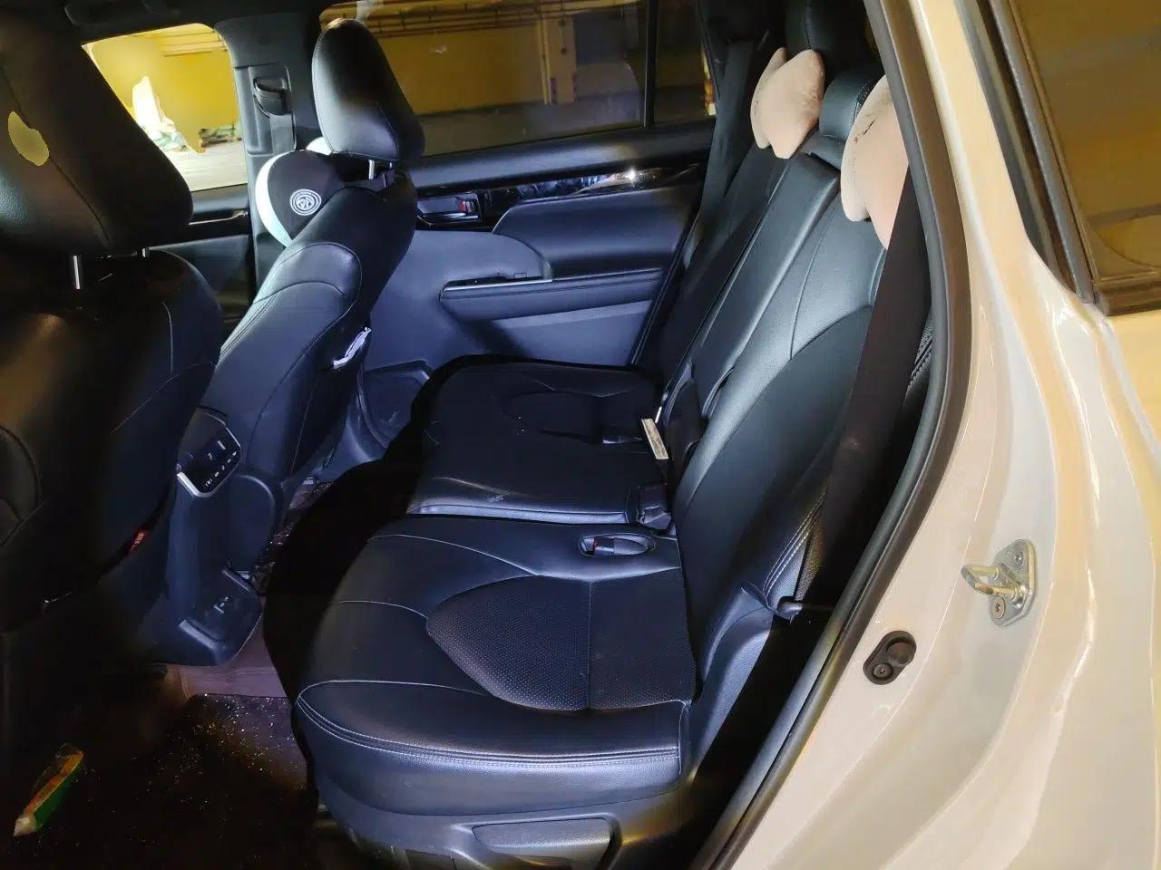 Toyota Crown Kluger 2023 2.5L HEV Two-Wheel Drive Entry Version (5 Seats) — миниатюра 17
