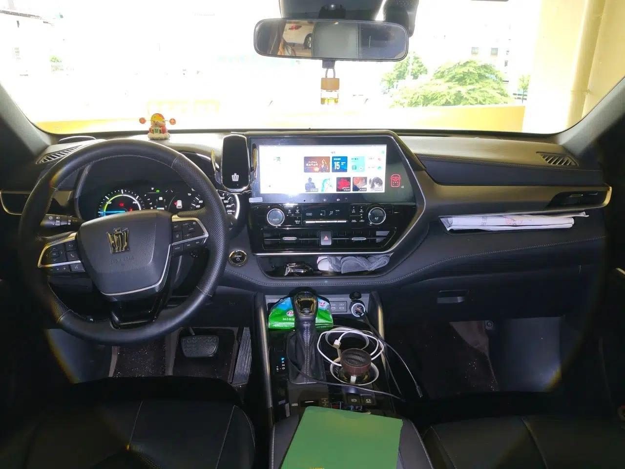 Toyota Crown Kluger 2023 2.5L HEV Two-Wheel Drive Entry Version (5 Seats) — миниатюра 9