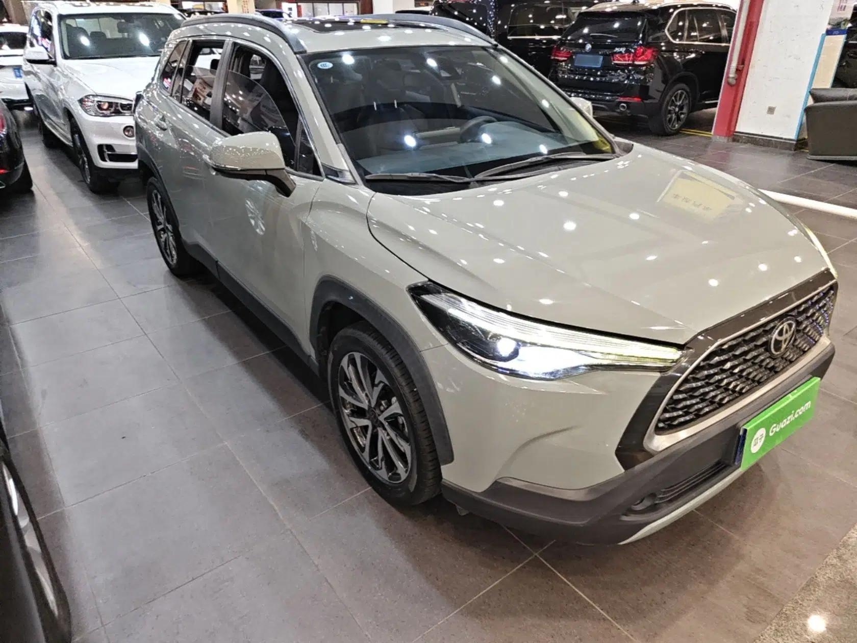 Toyota Corolla Cross 2022 2.0L Flagship Edition — миниатюра 3