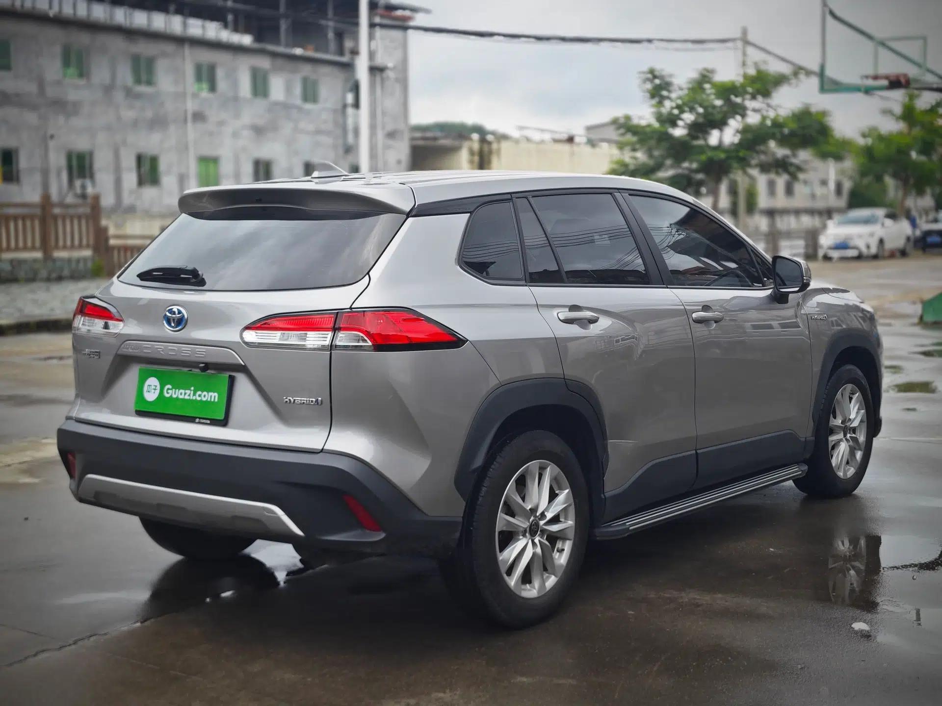 Toyota Corolla Cross 2023 Dual-Motor 2.0L Elite Edition — миниатюра 15