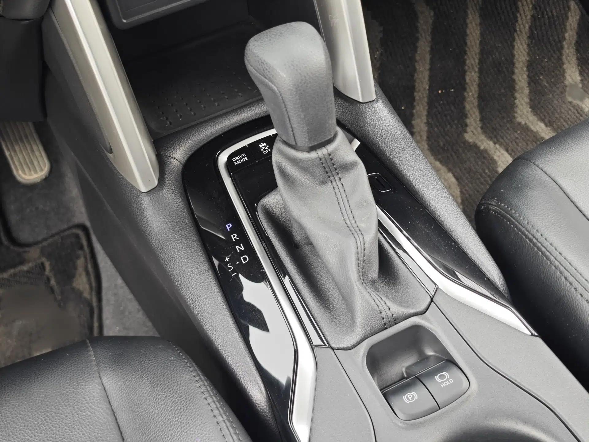 Toyota Corolla Cross 2023 Dual-Motor 2.0L Elite Edition — миниатюра 40