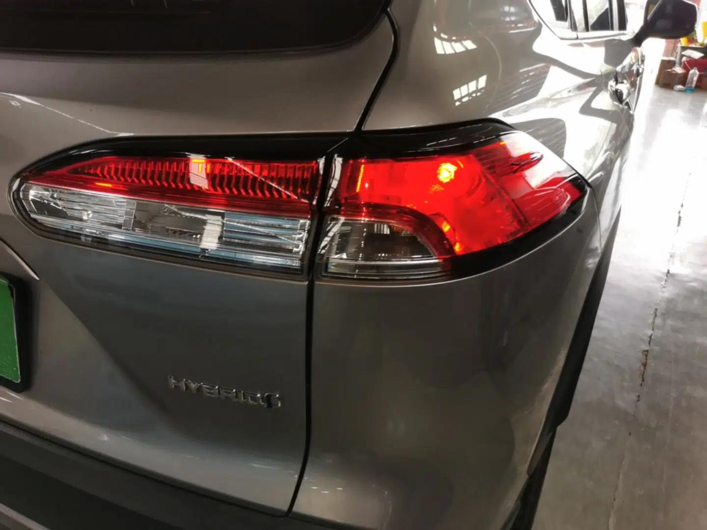Toyota Corolla Cross 2023 Dual-Motor 2.0L Elite Edition — миниатюра 9