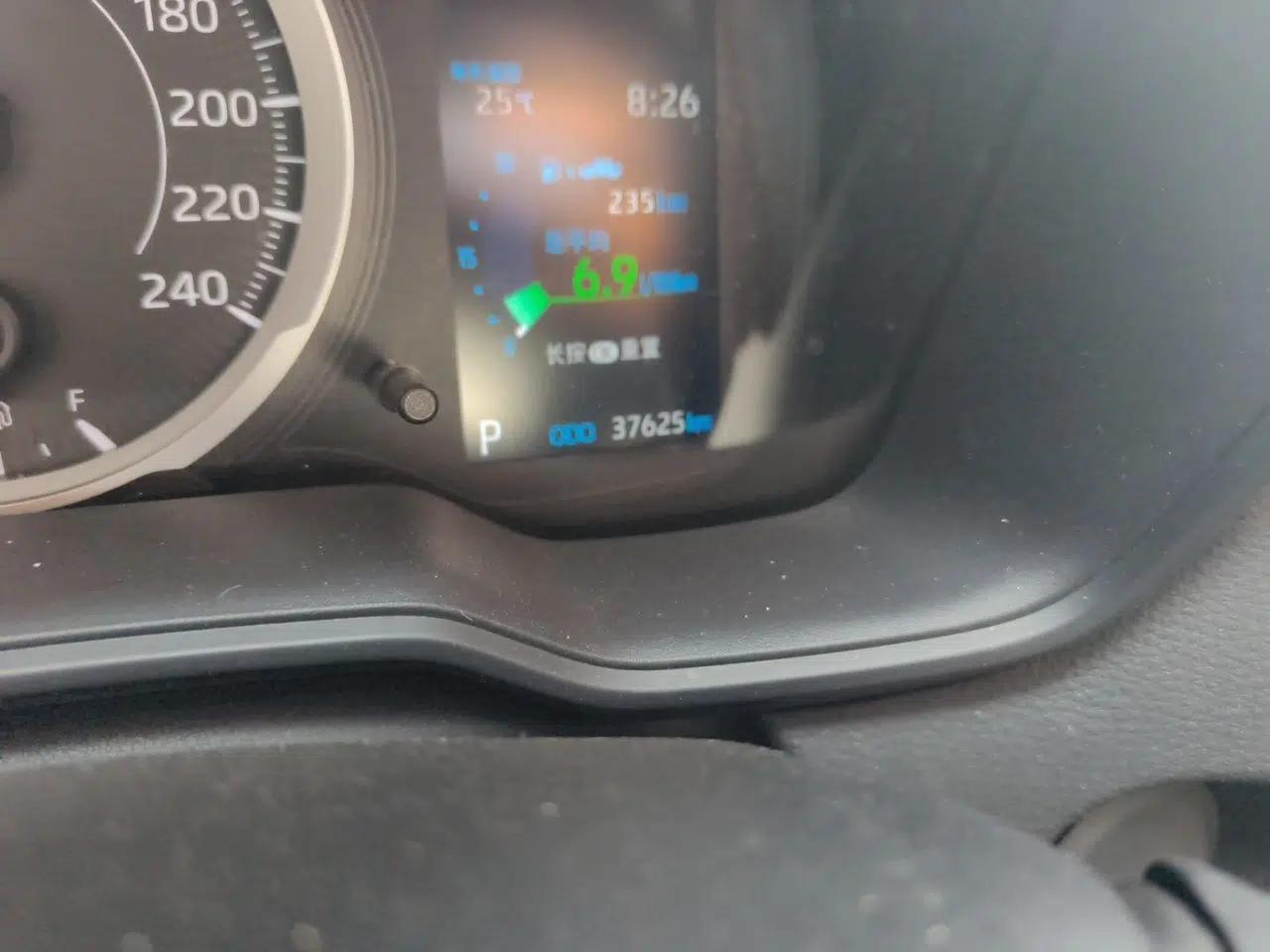 Toyota Corolla Cross 2022 2.0L Pioneer Edition — миниатюра 12