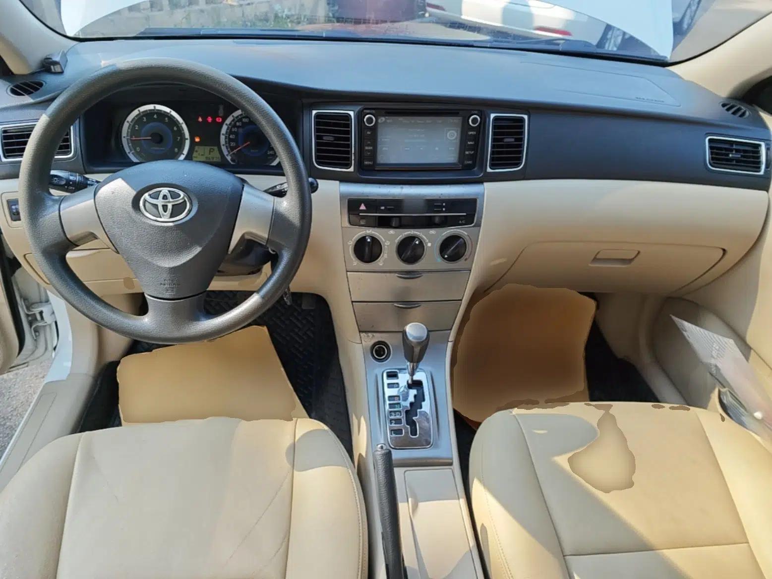 Toyota Corolla EX 2013 1.6L Automatic Excellence Edition — миниатюра 12