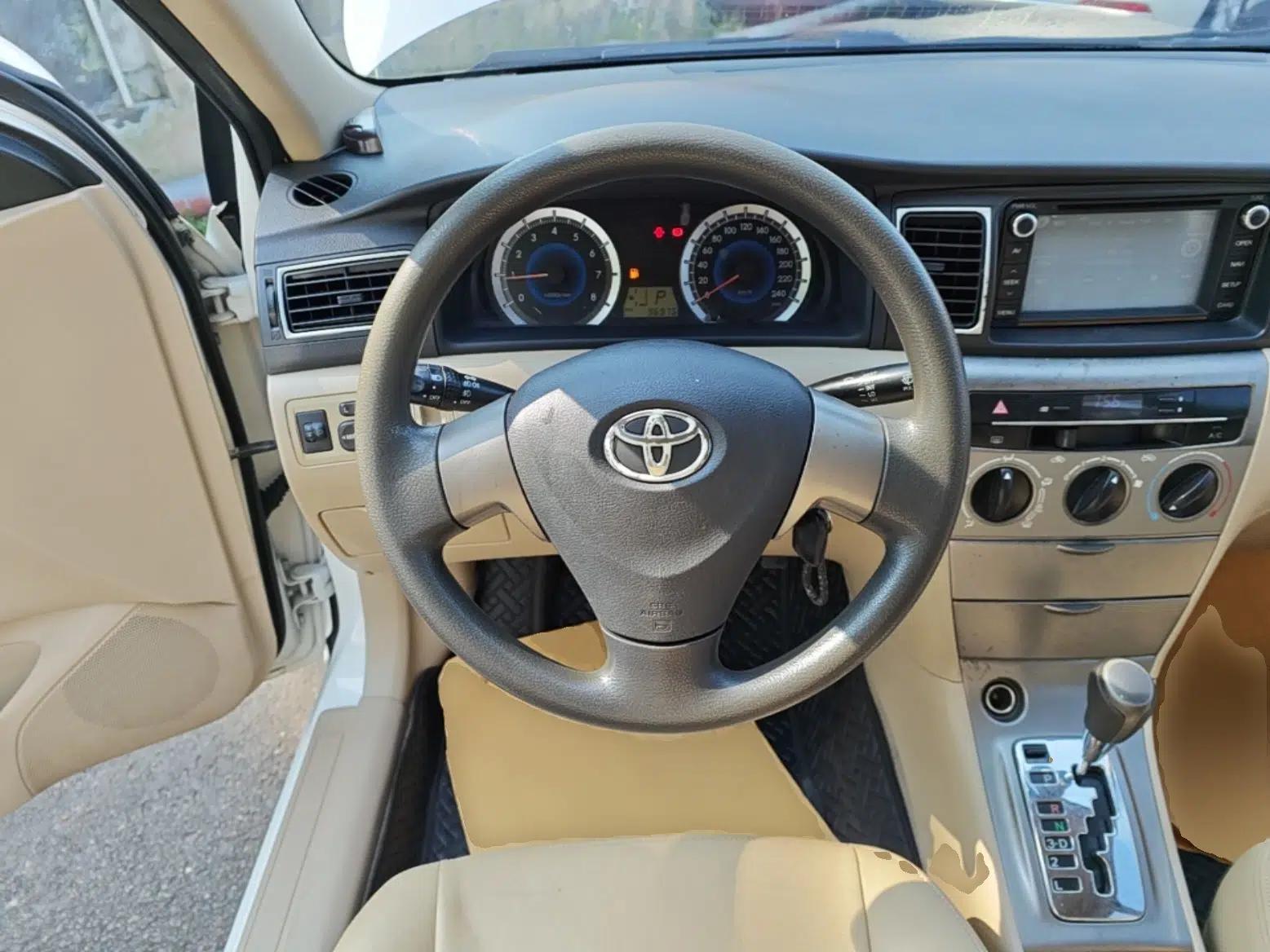 Toyota Corolla EX 2013 1.6L Automatic Excellence Edition — миниатюра 13