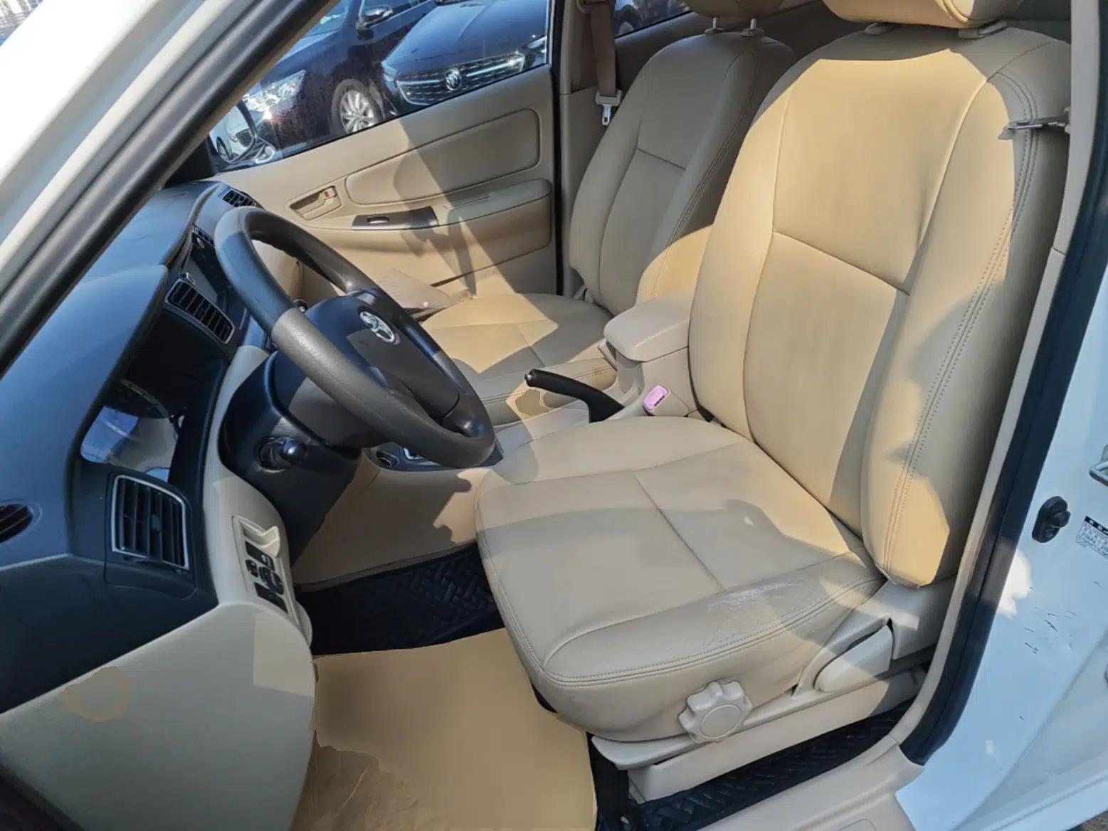 Toyota Corolla EX 2013 1.6L Automatic Excellence Edition — миниатюра 17