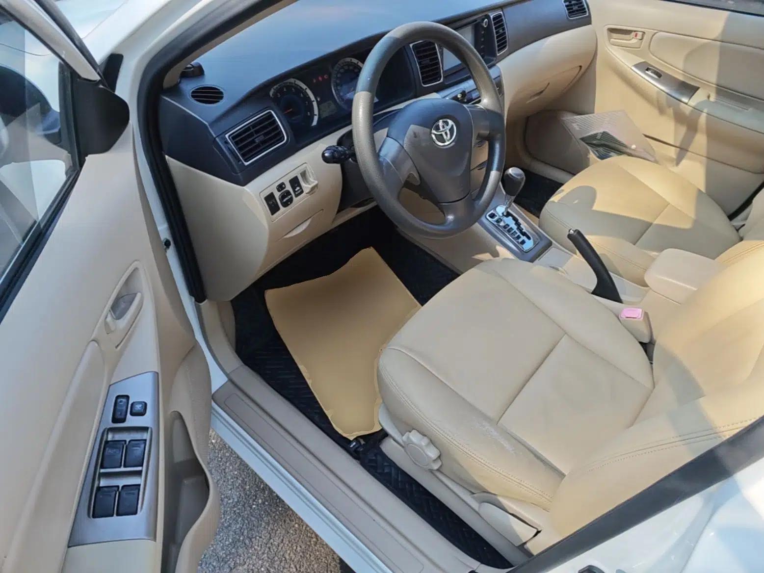 Toyota Corolla EX 2013 1.6L Automatic Excellence Edition — миниатюра 18