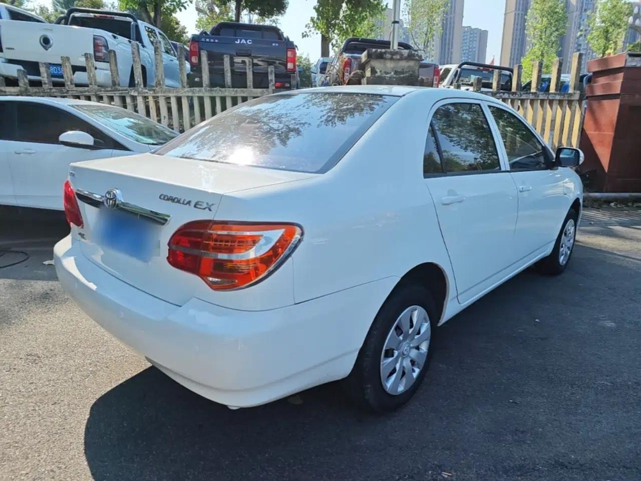 Toyota Corolla EX 2013 1.6L Automatic Excellence Edition — миниатюра 6