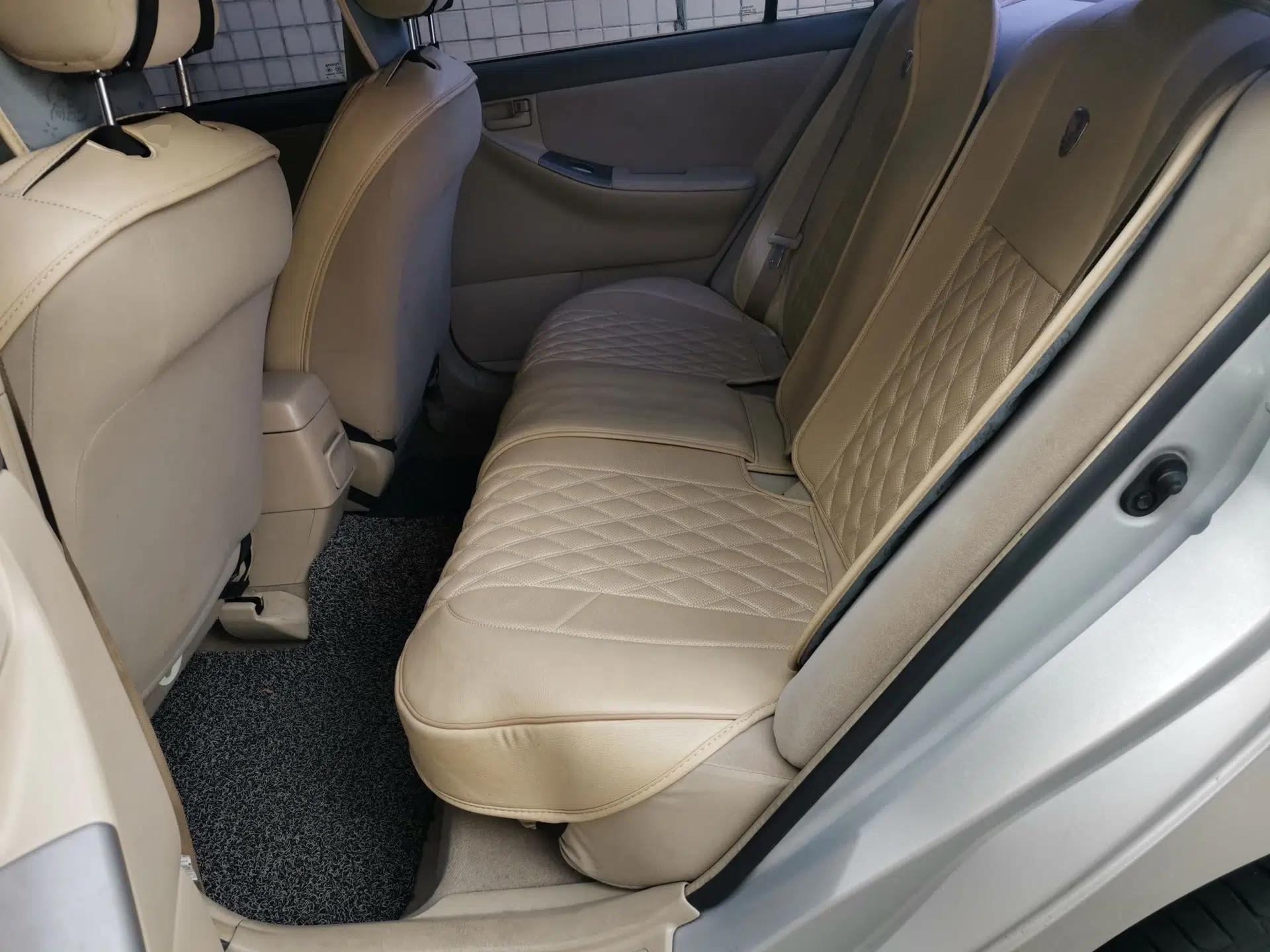 Toyota Corolla EX 2011 1.6L Automatic Classic Edition — миниатюра 17