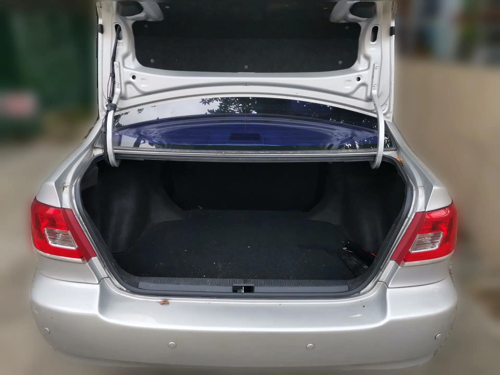 Toyota Corolla EX 2011 1.6L Automatic Classic Edition — миниатюра 19