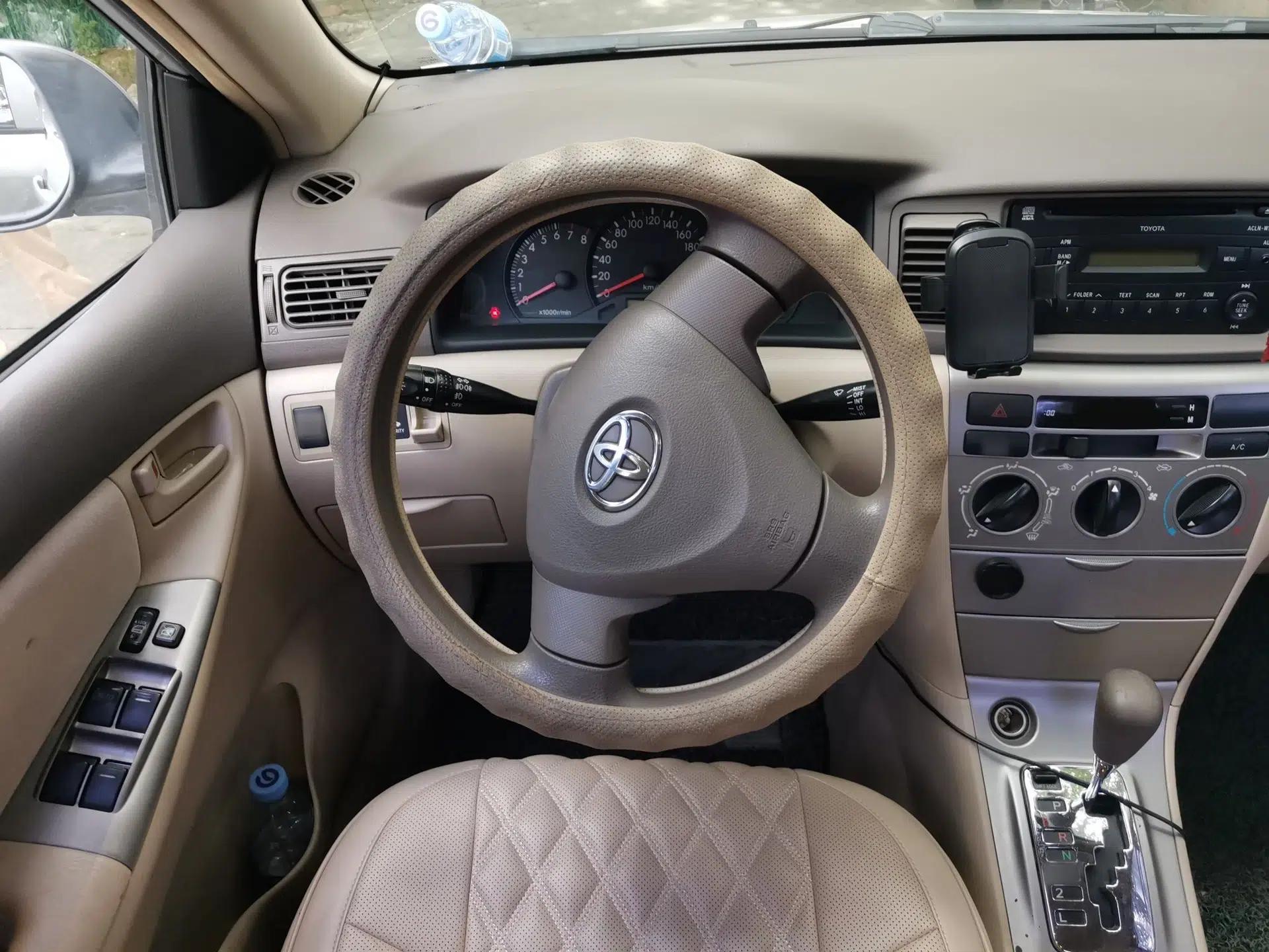Toyota Corolla EX 2011 1.6L Automatic Classic Edition — миниатюра 10