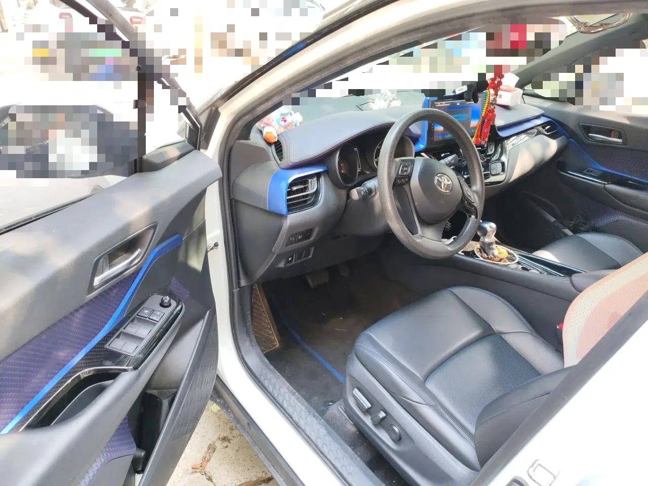 Toyota C-HR 2020 2.0L Leading Edition — миниатюра 16