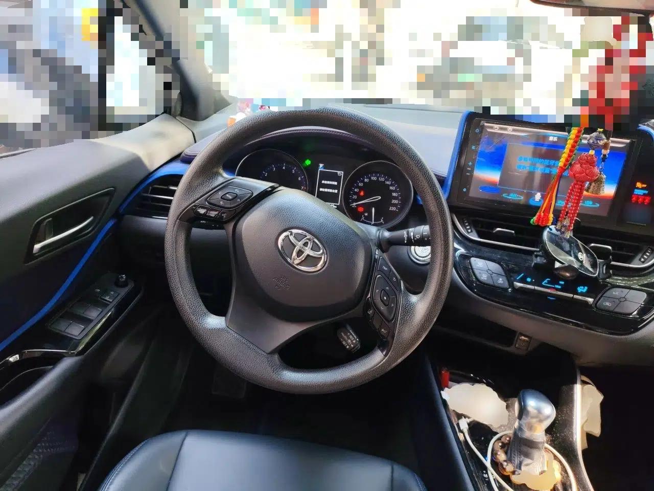 Toyota C-HR 2020 2.0L Leading Edition — миниатюра 10