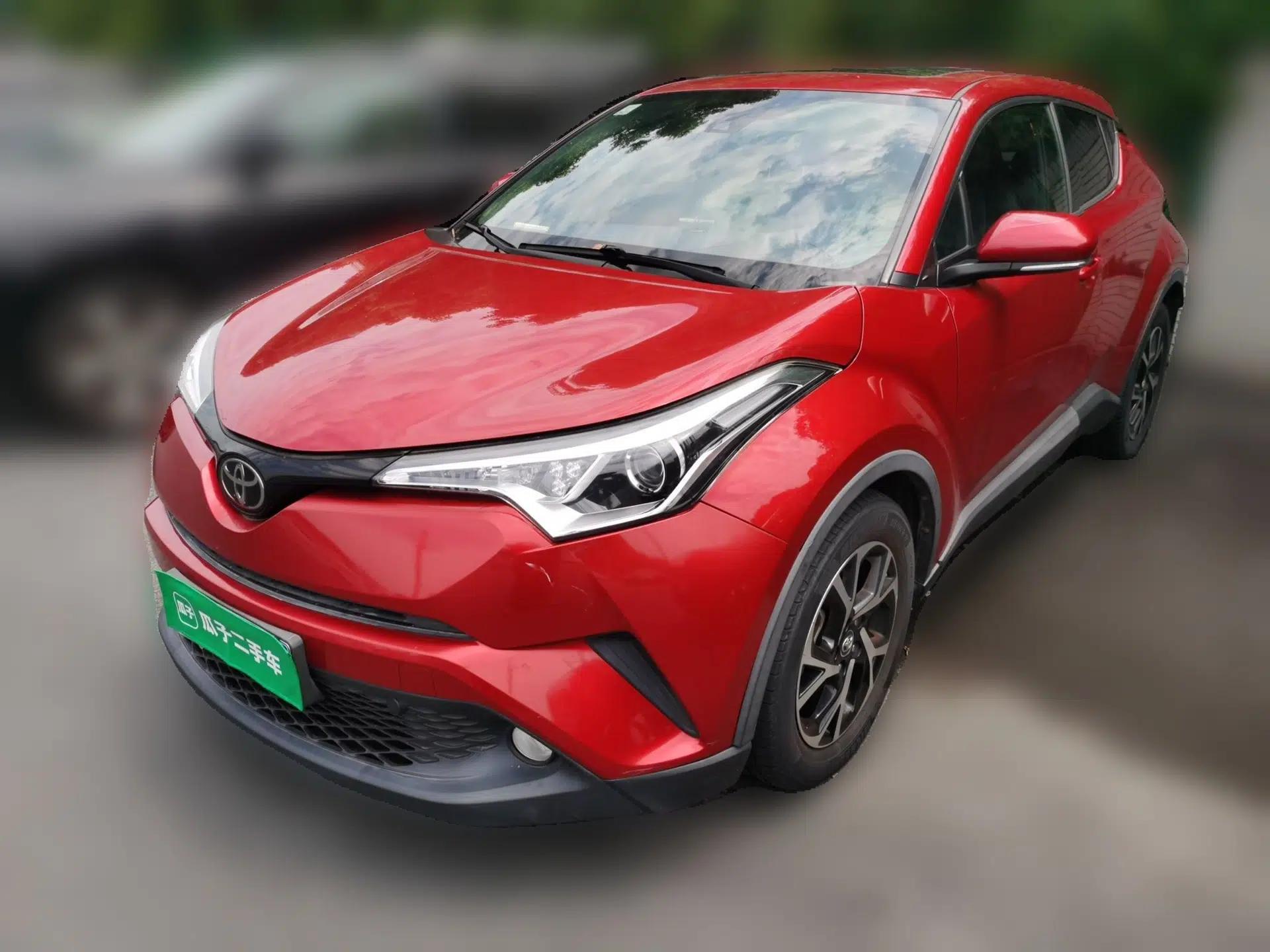 Toyota C-HR 2018 2.0L Leading with Sunroof China VI Standard — миниатюра 1