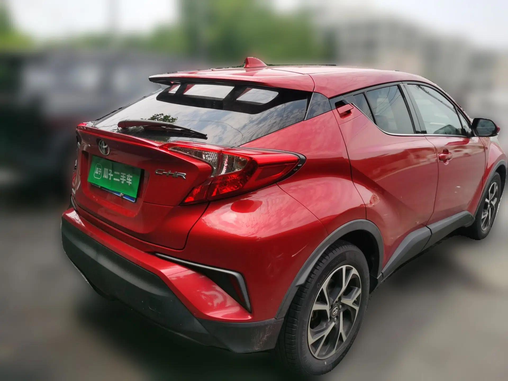 Toyota C-HR 2018 2.0L Leading with Sunroof China VI Standard — миниатюра 6