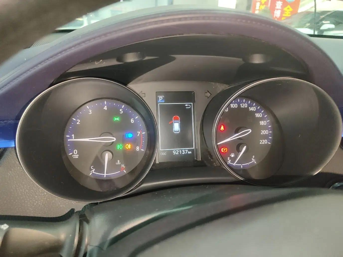 Toyota C-HR 2018 2.0L Leading Edition China V-standard — миниатюра 14