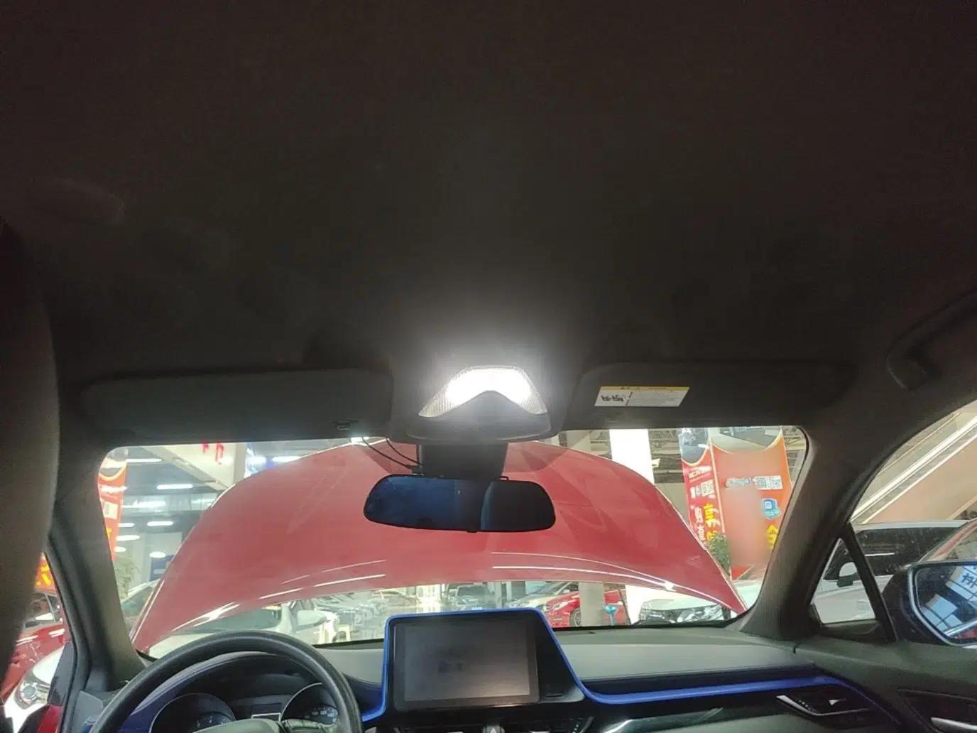 Toyota C-HR 2018 2.0L Leading Edition China V-standard — миниатюра 21