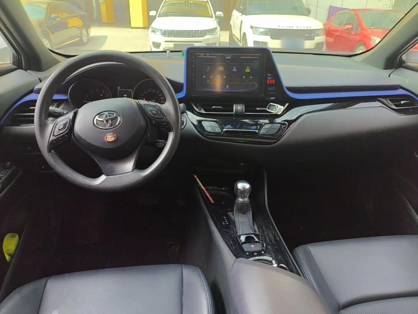 Toyota C-HR 2020 2.0L Leading Edition — миниатюра 12