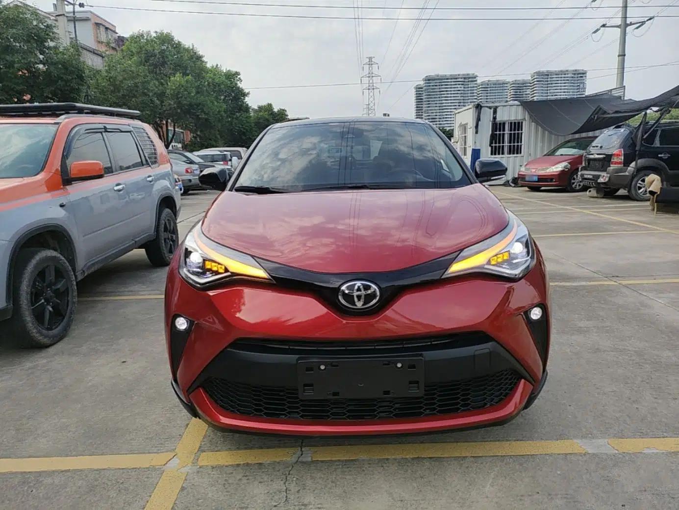 Toyota C-HR 2023 2.0L Luxury Edition — миниатюра 2