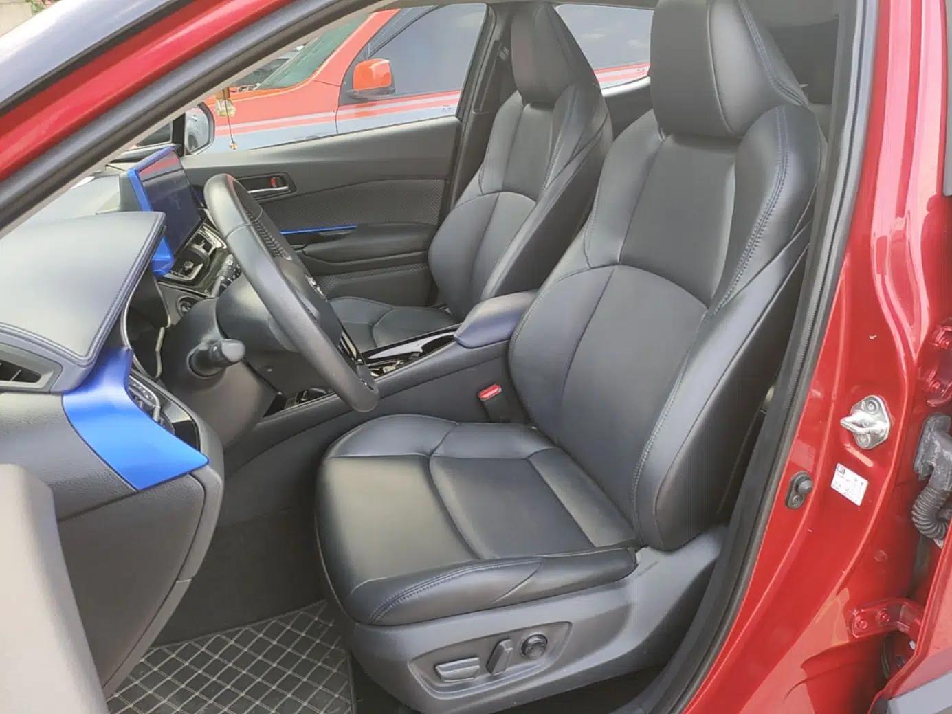 Toyota C-HR 2023 2.0L Luxury Edition — миниатюра 17