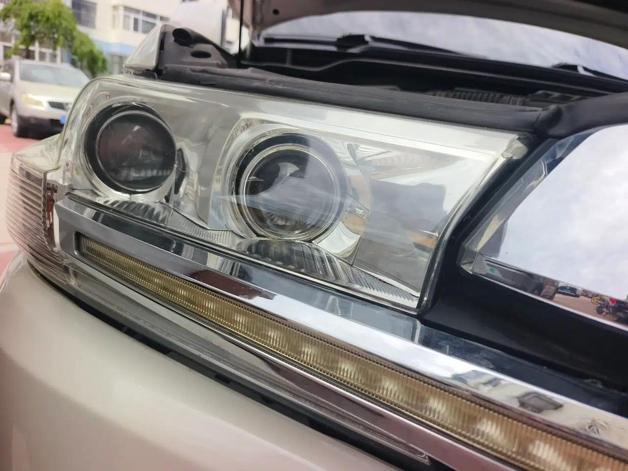 Toyota Land Cruiser 4.0L 5-seater parallel import — миниатюра 7