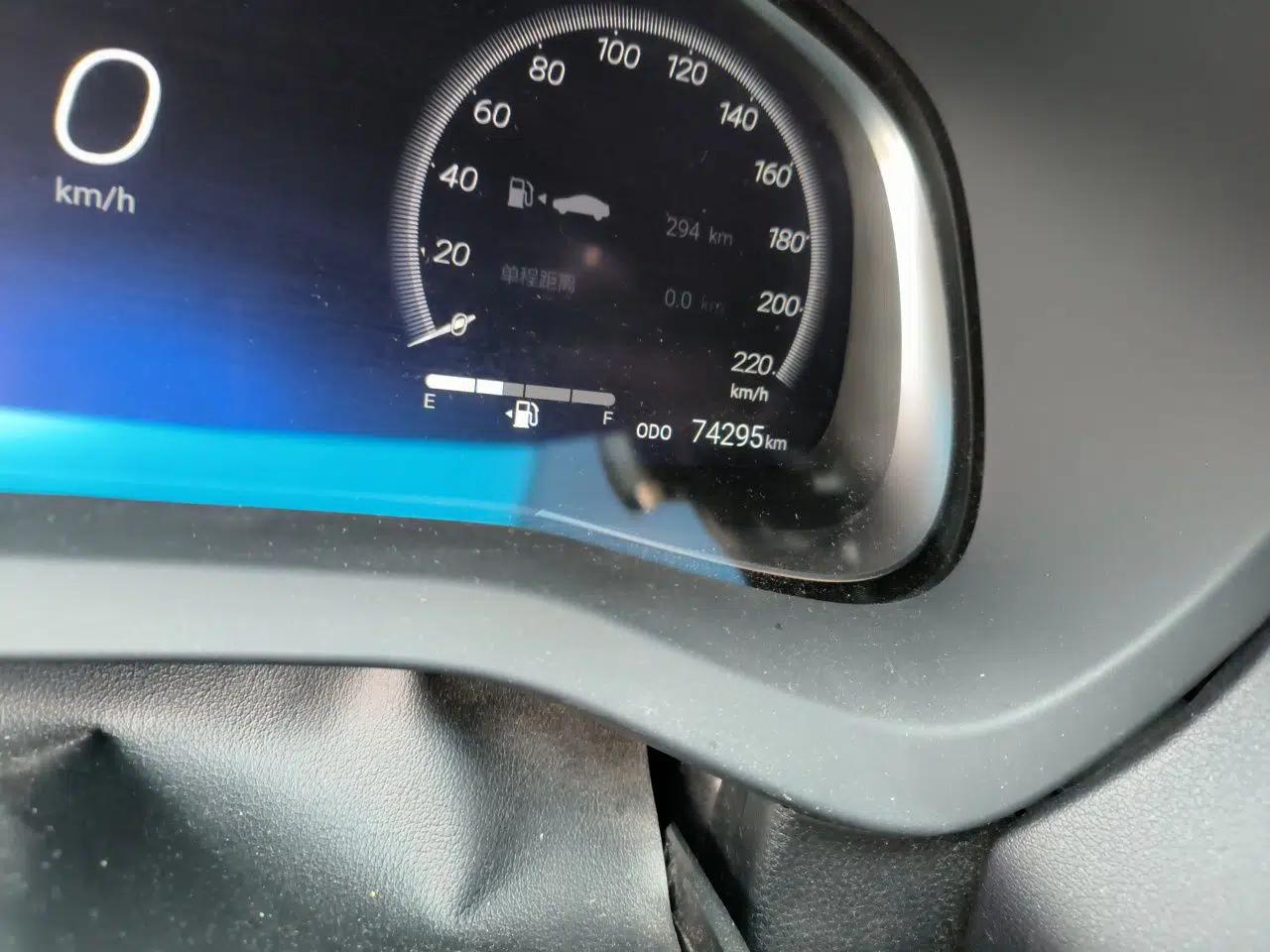 Toyota Venza 2022 Dual-Engine 2.5L CVT Four-Wheel Drive Supreme Edition — миниатюра 12