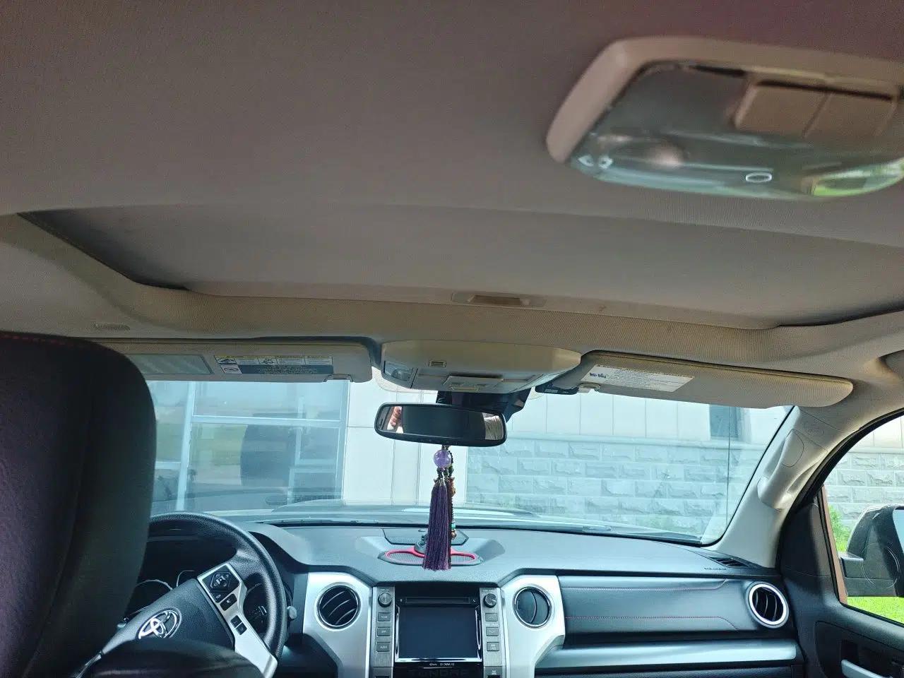 Toyota Tundra Toyota Tundra 5.7L automatic, 4 seats, pickup truck, parallel import — миниатюра 18
