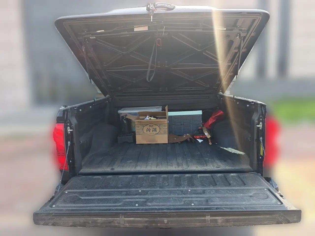 Toyota Tundra Toyota Tundra 5.7L automatic, 4 seats, pickup truck, parallel import — миниатюра 19