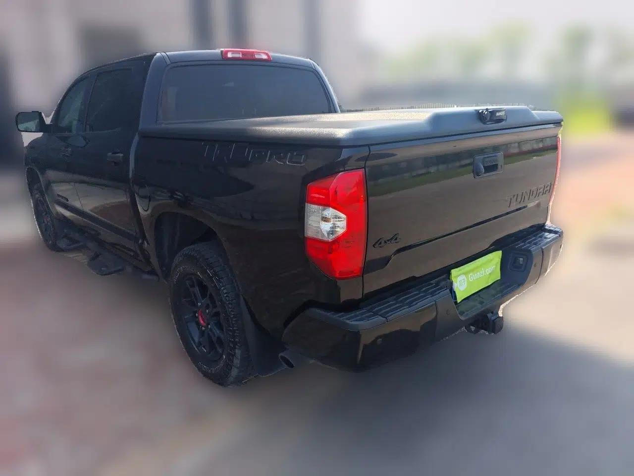 Toyota Tundra Toyota Tundra 5.7L automatic, 4 seats, pickup truck, parallel import — миниатюра 4