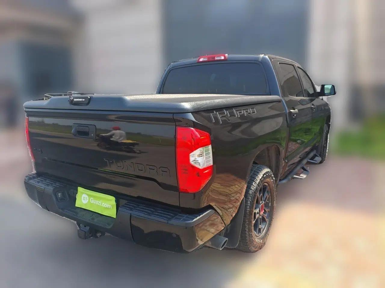 Toyota Tundra Toyota Tundra 5.7L automatic, 4 seats, pickup truck, parallel import — миниатюра 6