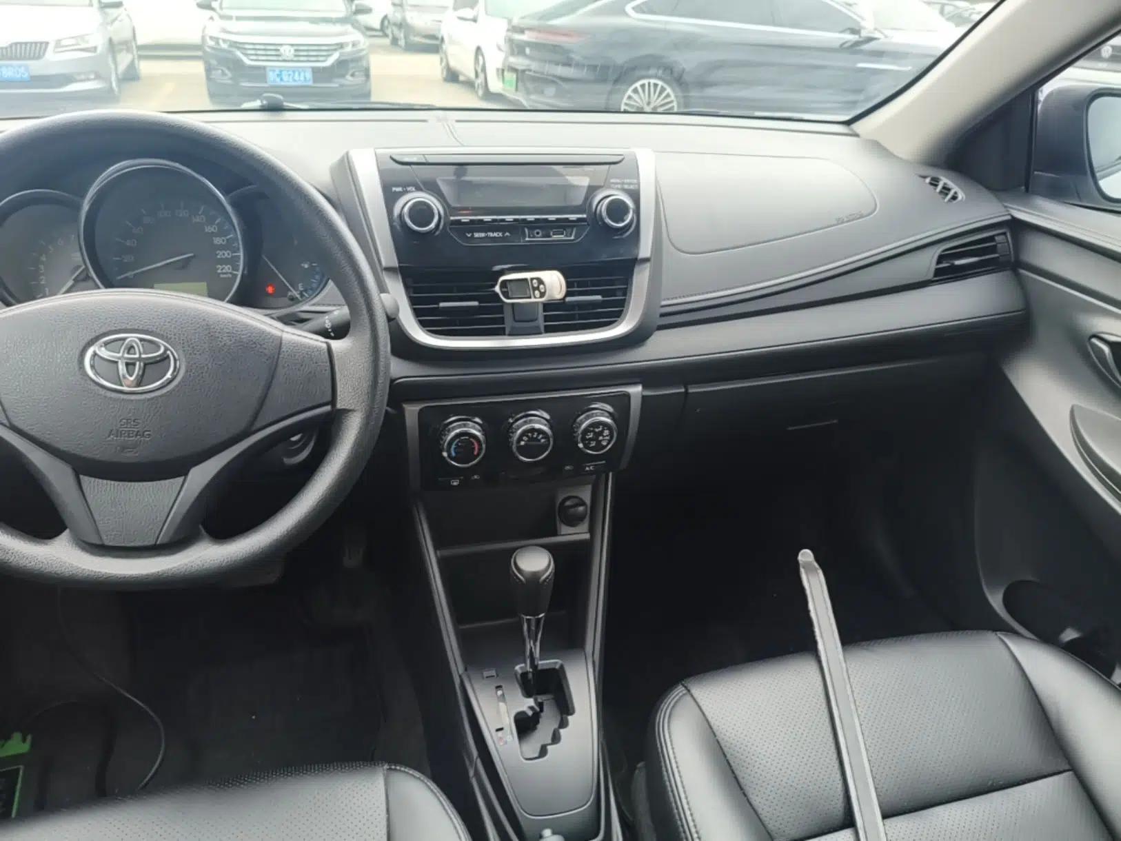 Toyota Vios FS 2017 1.5L CVT Fengchi Edition — миниатюра 15