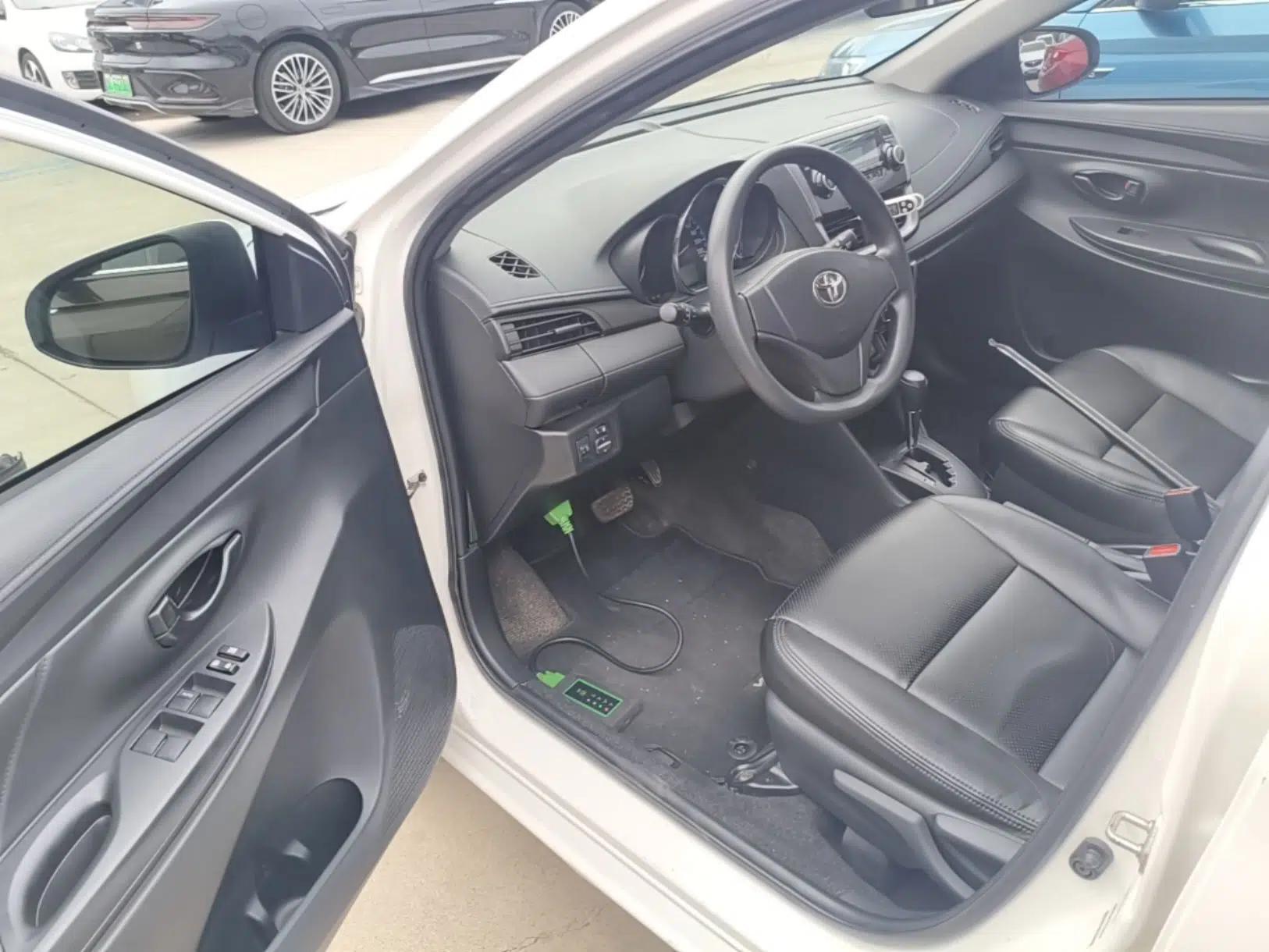 Toyota Vios FS 2017 1.5L CVT Fengchi Edition — миниатюра 18