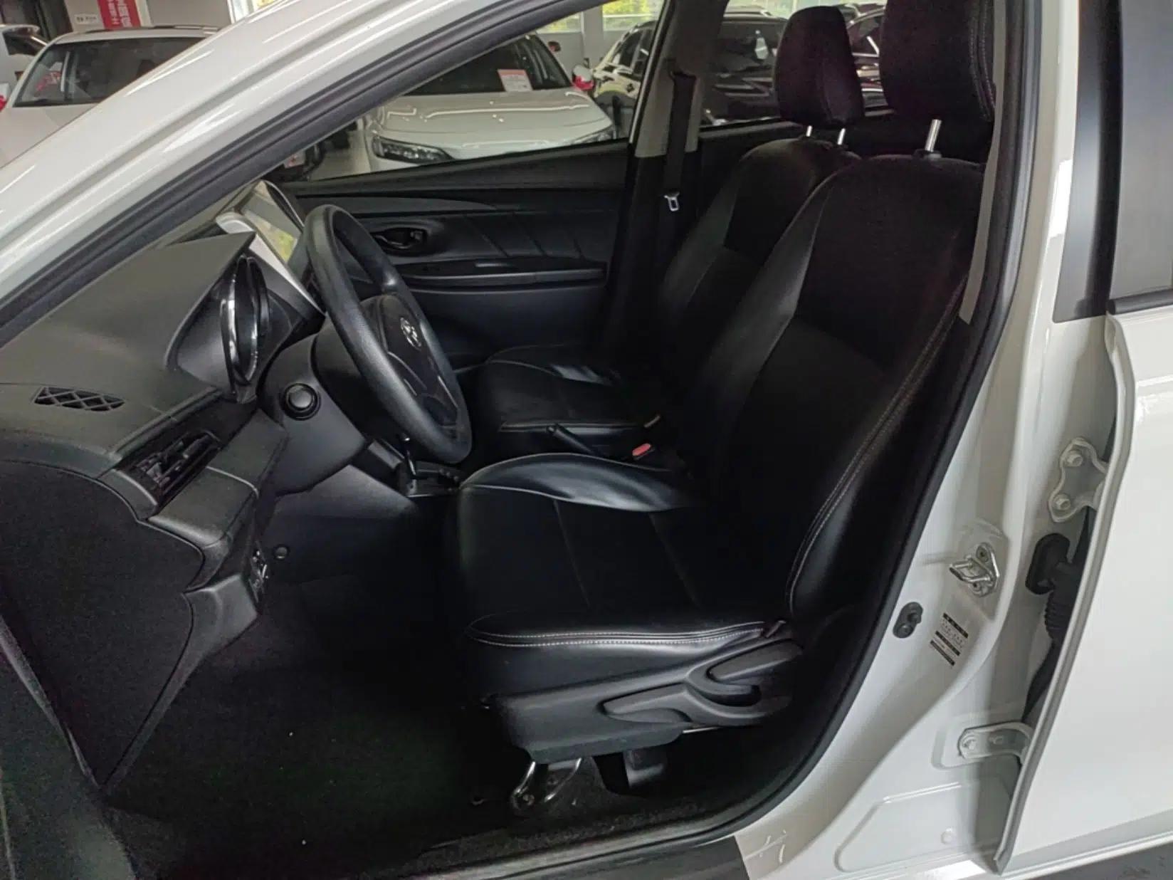 Toyota Vios FS 2019 1.5L CVT Fengchi Edition — миниатюра 17