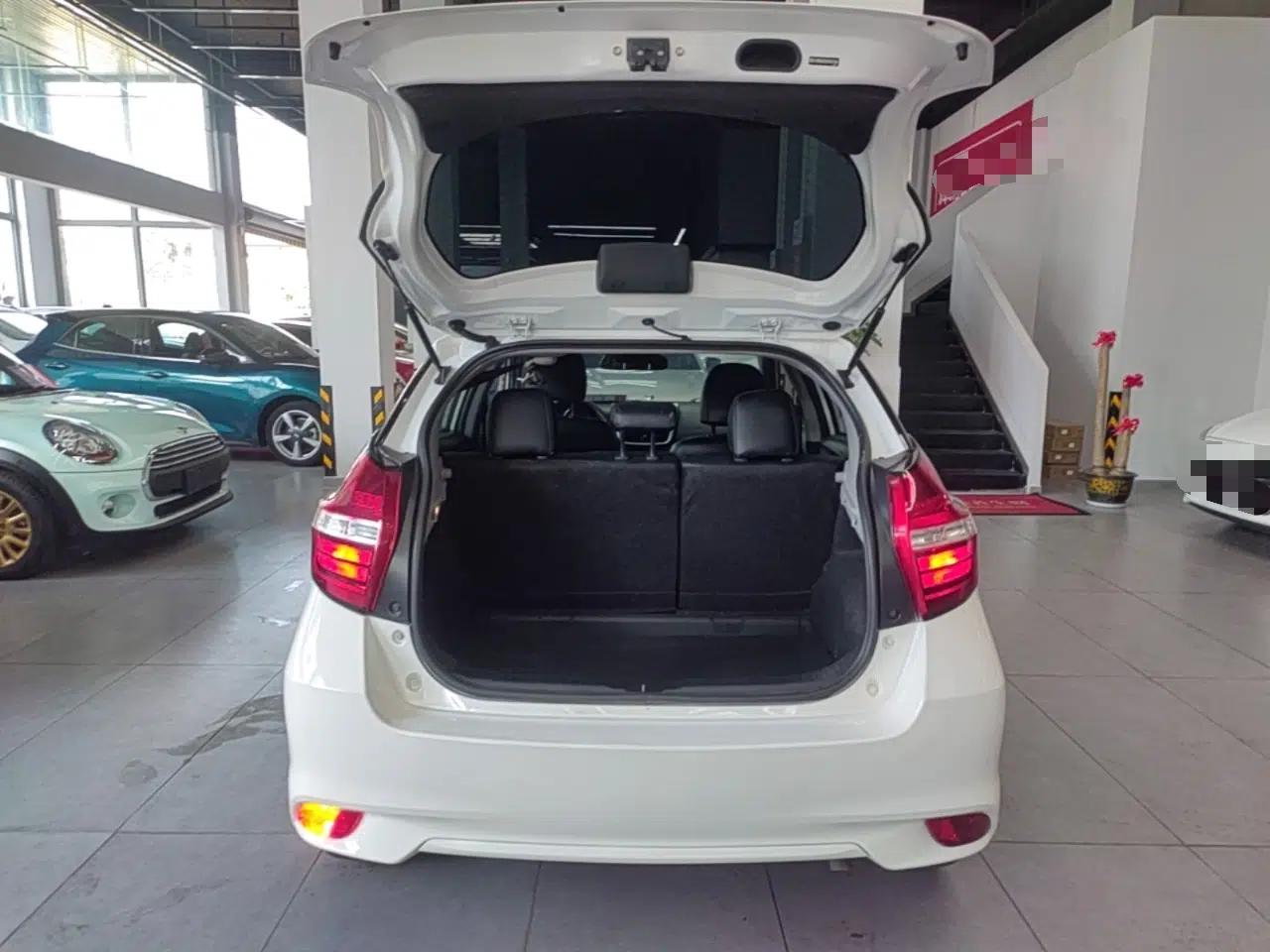 Toyota Vios FS 2019 1.5L CVT Fengchi Edition — миниатюра 22