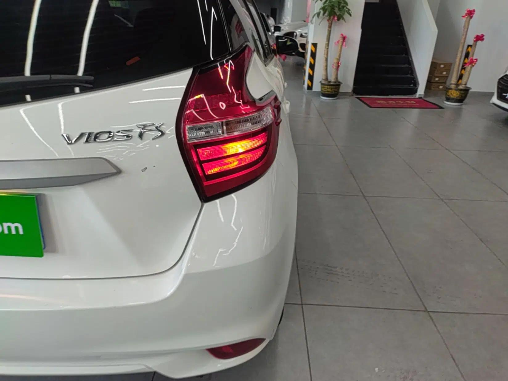 Toyota Vios FS 2019 1.5L CVT Fengchi Edition — миниатюра 9