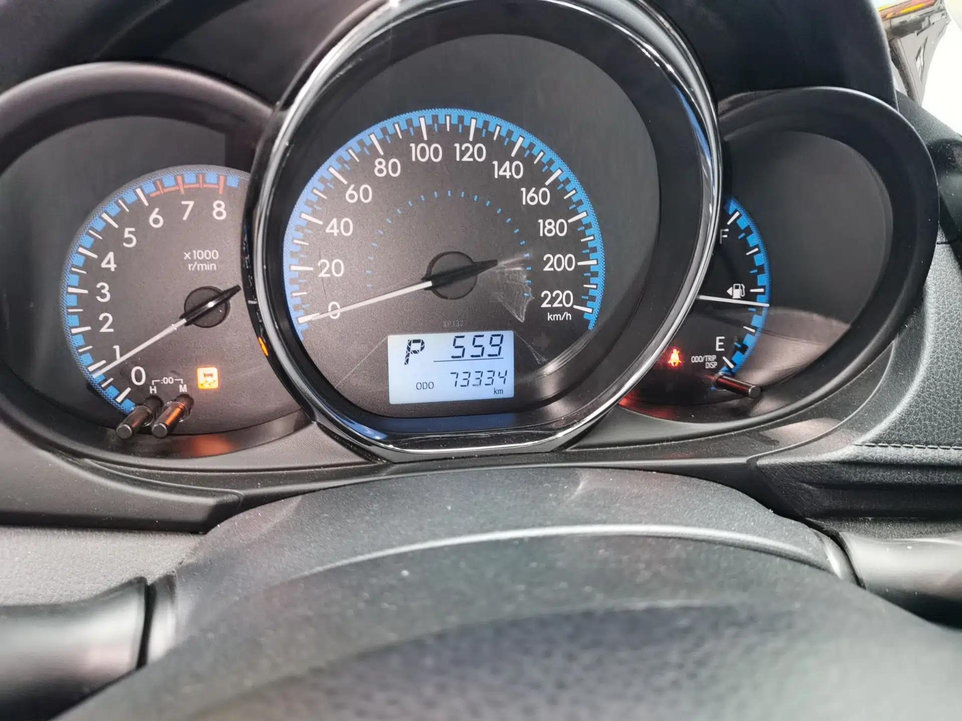 Toyota Vios FS 2017 1.5L CVT Fengchi Edition — миниатюра 11