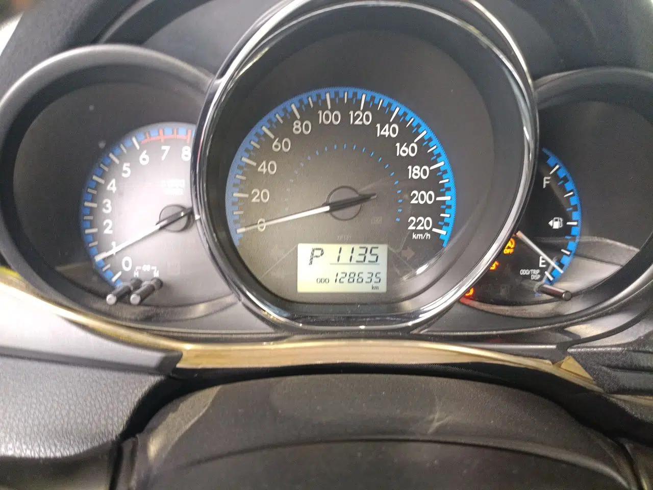 Toyota Vios FS 2017 1.5L CVT Fengchi Edition — миниатюра 11