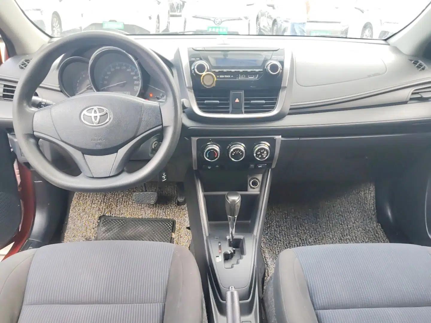 Toyota YARiS L Zhi Xiang 2017 1.5E CVT Dynamic Edition — миниатюра 12