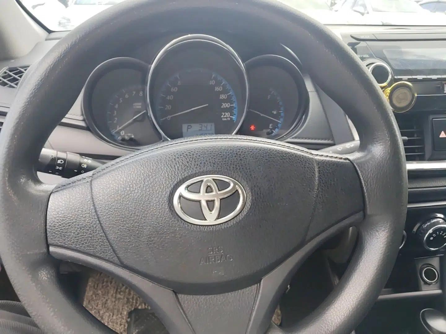 Toyota YARiS L Zhi Xiang 2017 1.5E CVT Dynamic Edition — миниатюра 13