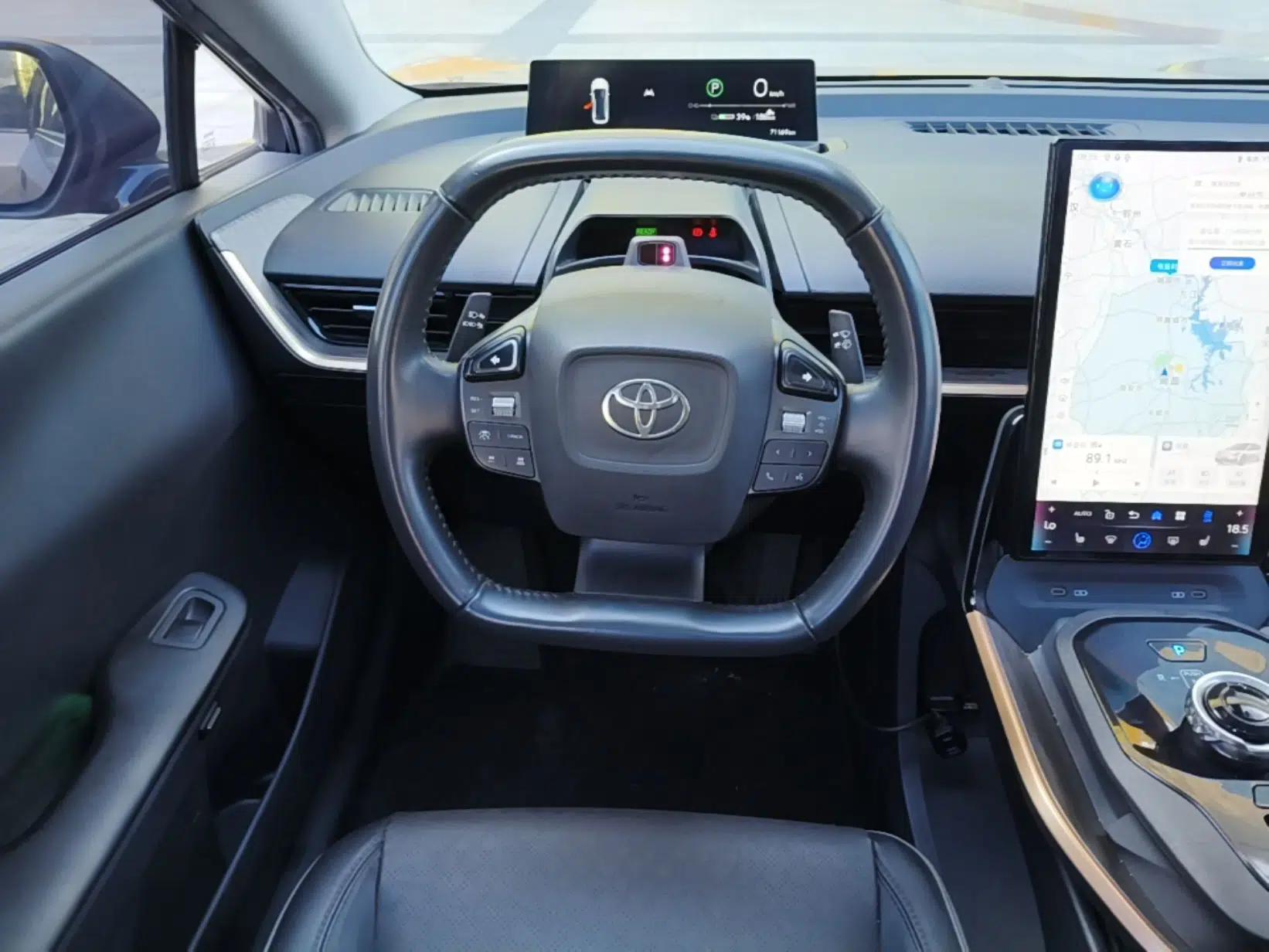 Toyota bZ3 2023 616 km Long-Range Premium — миниатюра 13