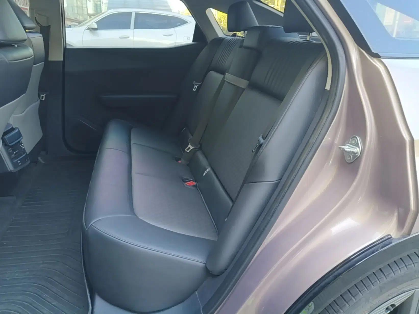 Toyota bZ3 2023 616 km Long-Range Premium — миниатюра 20