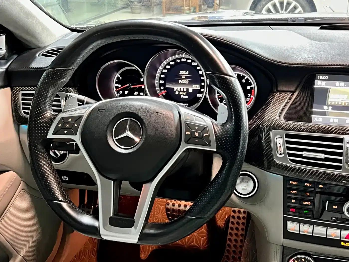 2012 Mercedes-Benz CLS AMG, AMG CLS 63 — миниатюра 10