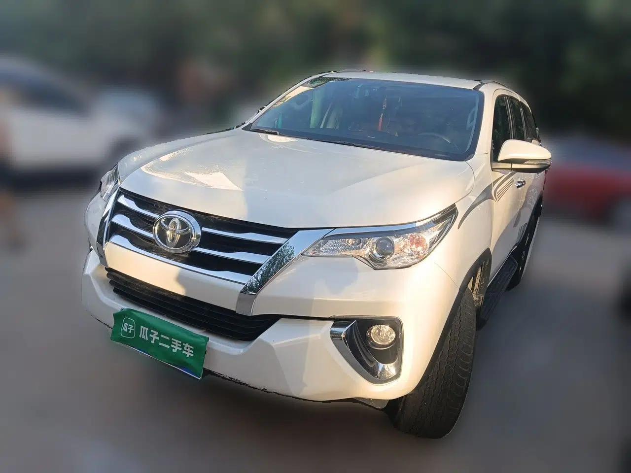 Toyota Fortuner 2016 2.7L Middle East Version — миниатюра 1