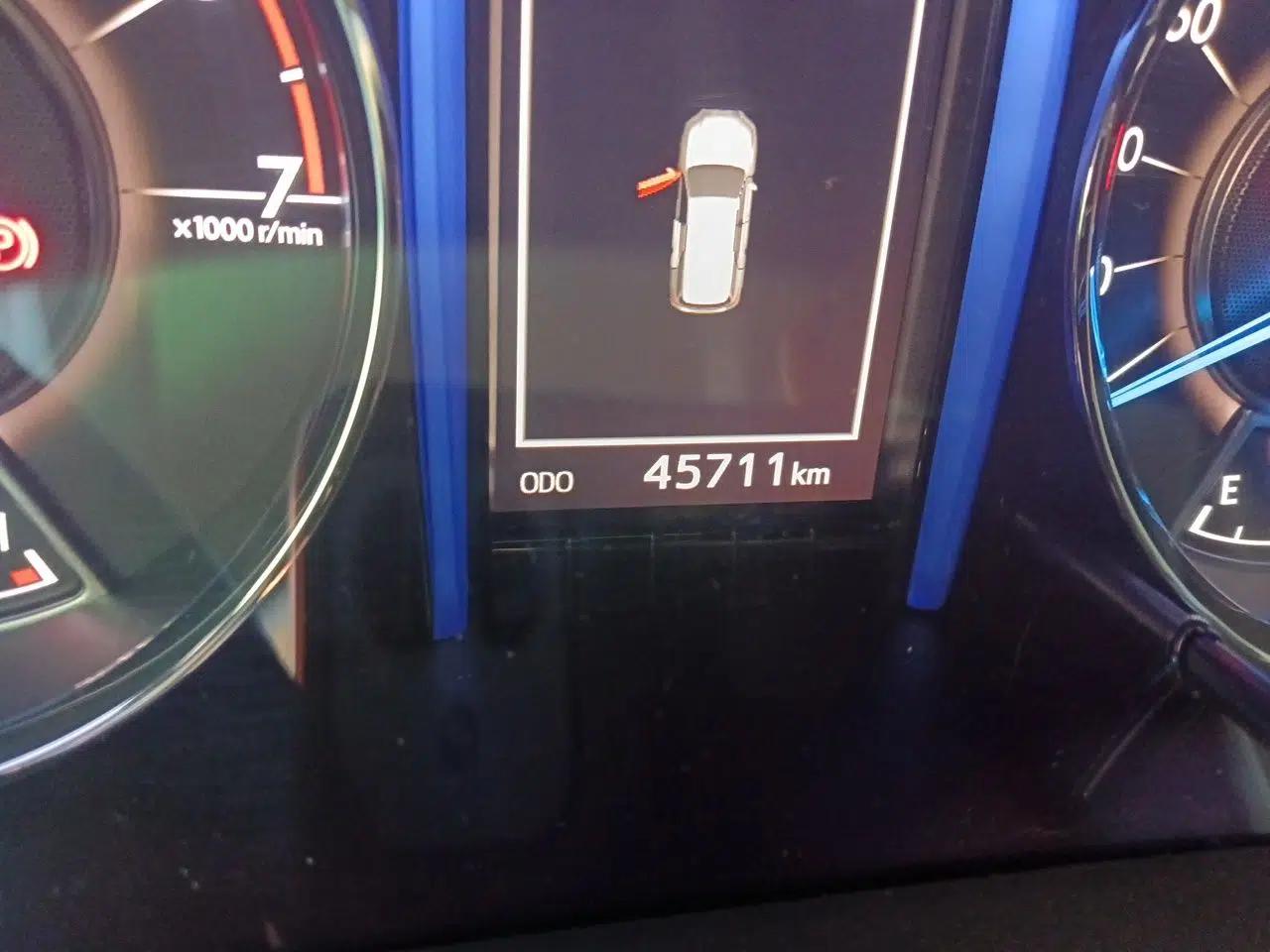 Toyota Fortuner 2016 2.7L Middle East Version — миниатюра 12