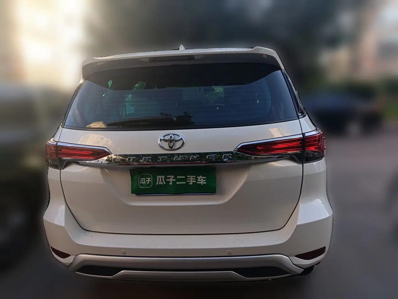 Toyota Fortuner 2016 2.7L Middle East Version — миниатюра 5